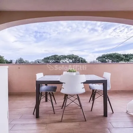 Airport Apartment