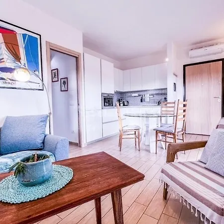 Airport Apartment Olbia