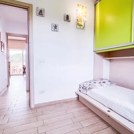 Airport Apartment